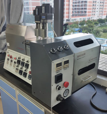 Experimental Mini Automatic Bottle Blowing Machine 3-5kg/Cm2