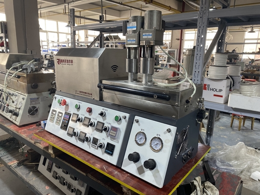 Lab Small Twin Screw Extrusion Machine 15-18g Extrusion
